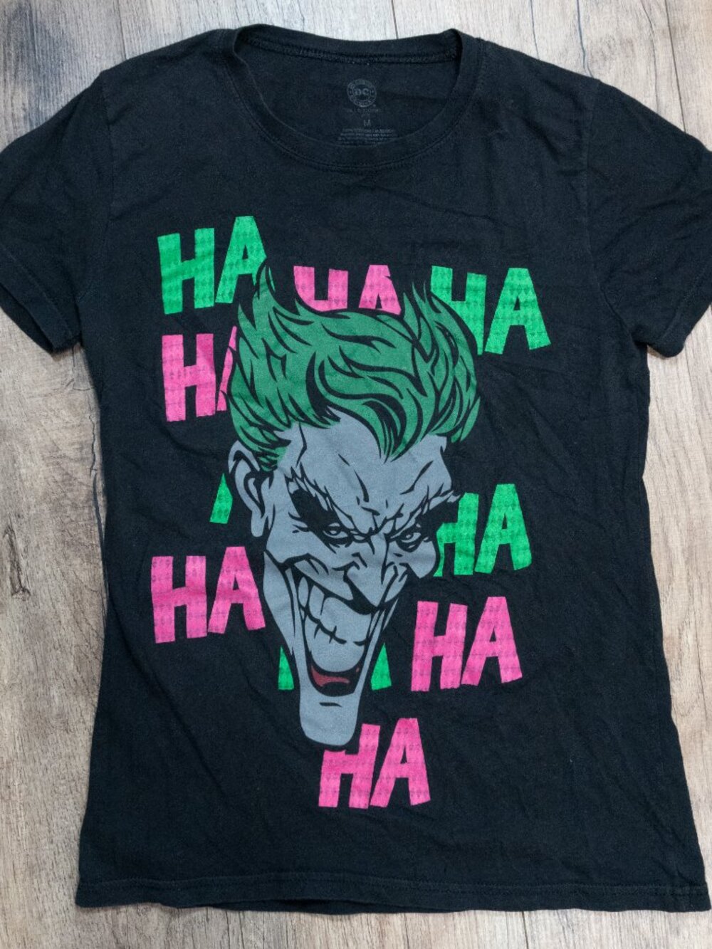 DC Comics Joker Women’s Medium Black HA HA Graphic Tee Batman